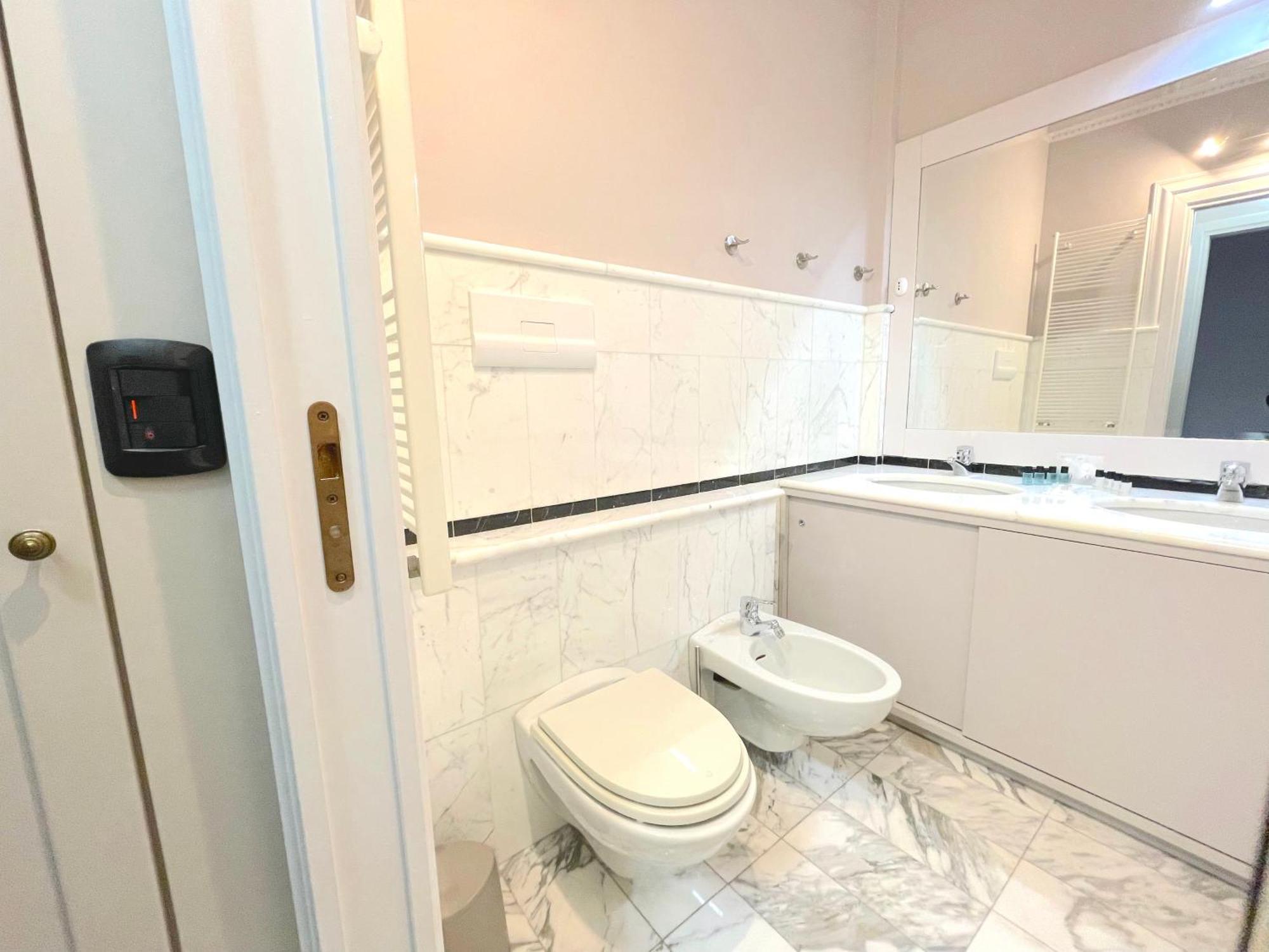Best View Boutique Apartments 贝尔加莫 外观 照片